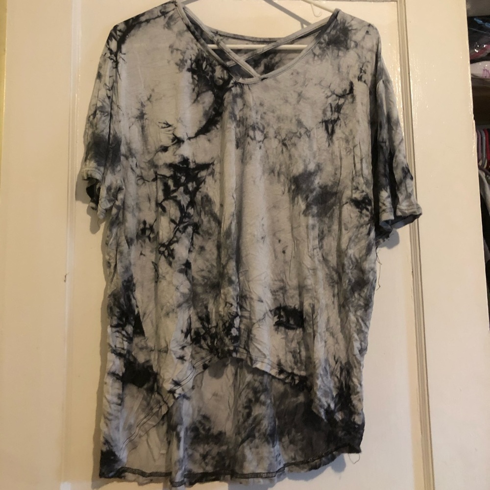 black and white tie dye t shirt